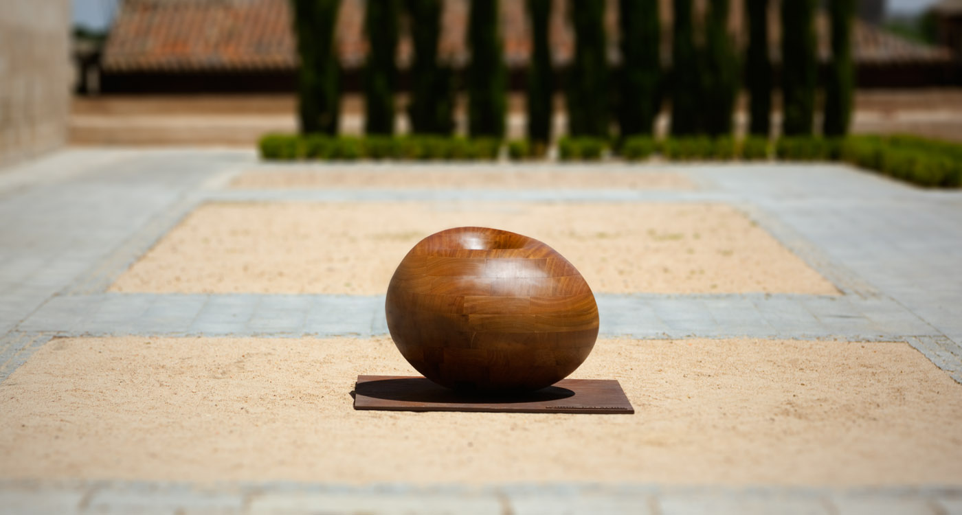 Street sculpture by Jorge Palacios at the Santa Cruz Art Museum
