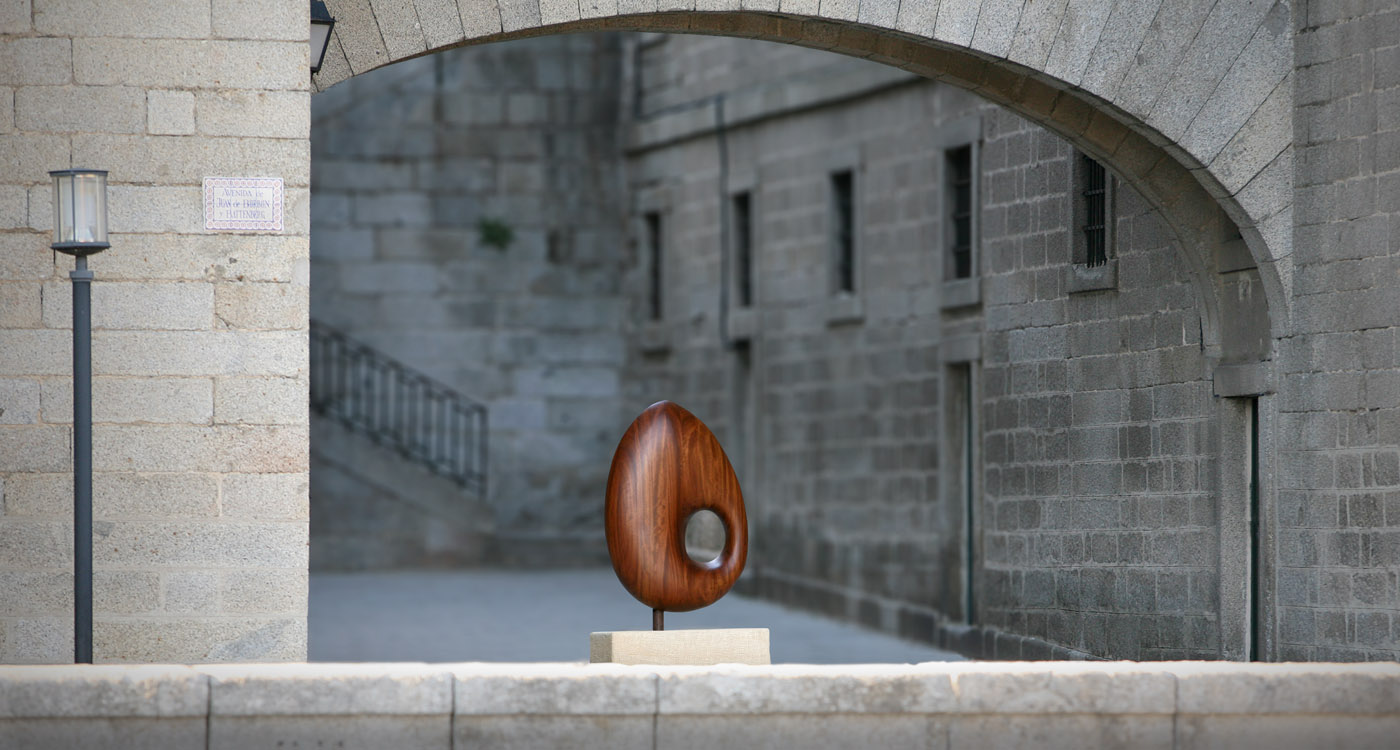 Public sculpture by Jorge Palacios